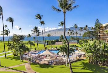 Classic Condo, 2 Bedrooms, Kitchen, Ocean View
