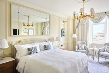 Premier King Room