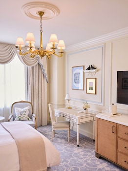 Premier King Room
