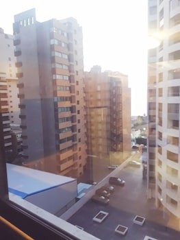 Executive Suite, 1 King Bed, City View