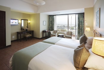 Standard Sea View Twin Bed