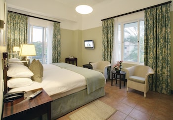 Standard Room Double- City View