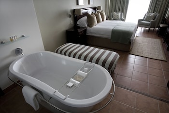 Executive Suite- Sea View & Balcony