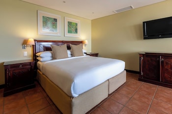 Junior Suite Sea View King Size Bed