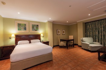 Junior Suite Sea View King Size Bed