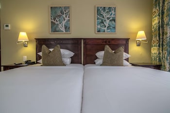 Standard Room Twin-City View