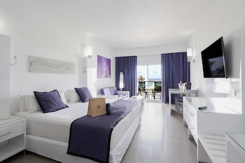 Junior Suite, Ocean View (Elite Club | +18 | Superior | C)
