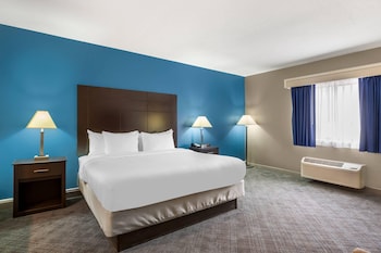 Suite, 1 King Bed, Non Smoking