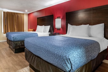 Standard Room, 2 Double Beds, Smoking