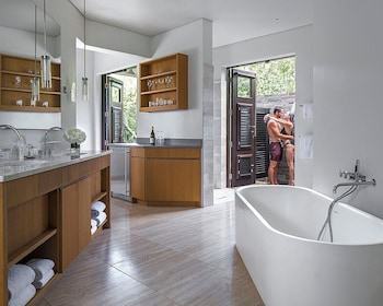 One Bedroom Stewarts Plunge Pool Studio