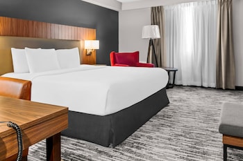 Room, 1 King Bed, Non Smoking (Upgrade)