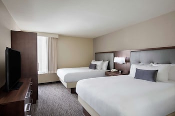Suite, Two Queen Beds, Accessible