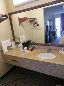 Basic Double Room, Multiple Beds
