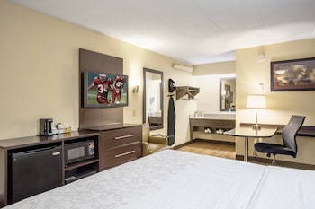 Superior Room, 1 King Bed (Smoke Free)