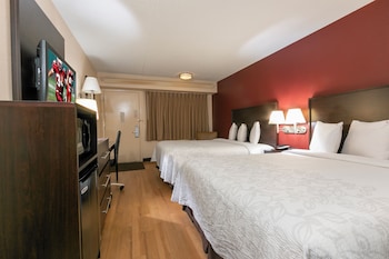 Deluxe Room, 2 Double Beds (Smoke Free)