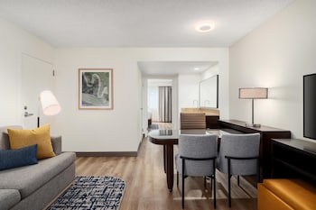 Suite, 1 King Bed with Sofa bed, Microwave