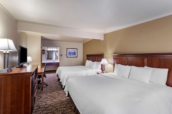 Standard Room, Multiple Beds, Non Smoking, Microwave