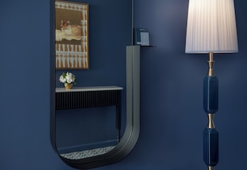 Junior Suite, 1 King Bed, Mobility Accessible (Accessible Tub)