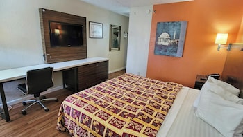 Standard Room, 1 King Bed, Non Smoking, Refrigerator & Microwave
