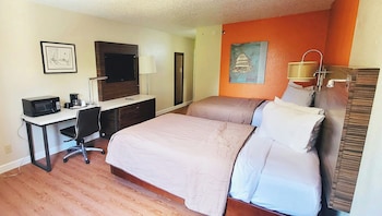 Standard Room, 2 Double Beds, Non Smoking, Refrigerator & Microwave