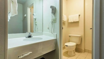 Standard Room, 1 King Bed, Non Smoking, Refrigerator & Microwave