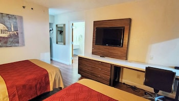 Standard Suite, 2 Double Beds, Non Smoking, Refrigerator & Microwave