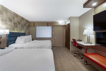 Standard Room, 2 Queen Beds, Non Smoking, Refrigerator