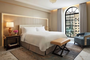 Superior Room, 1 King Bed