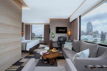 Premium Corner Room