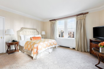Premier Suite, City View