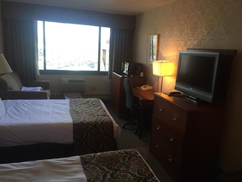 Two Double Beds with Sofa
