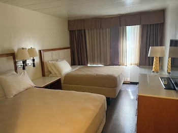 Double Room, 2 Double Beds