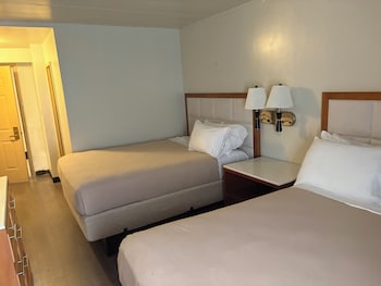 Double Room, 2 Double Beds