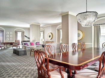 Penthouse, 1 King Bed (Olympic Suite)