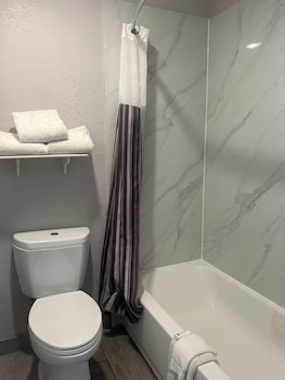 Room, 2 Double Beds, Accessible, Non Smoking (Roll-In Shower)