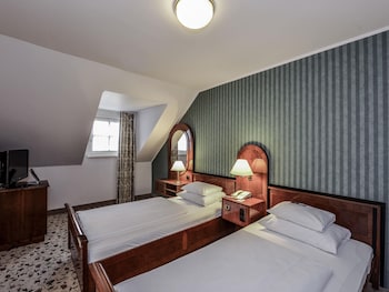 Standard Room, 2 Twin Beds, Mezzanine