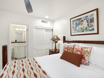 Condo, 2 Bedrooms, Oceanfront (E302)