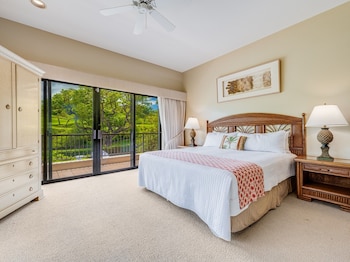 Condo, 2 Bedrooms, Oceanfront (A204)
