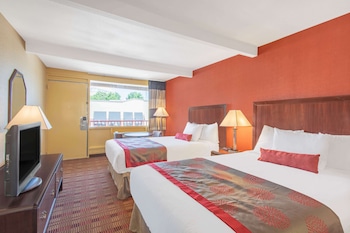 Double Room, 2 Double Beds