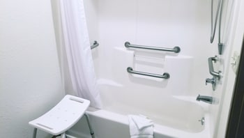 Traditional Room, 1 King Bed, Accessible, Non Smoking