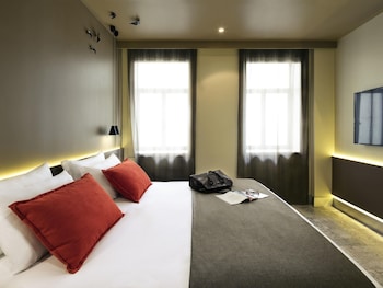 Family Suite, 1 King Bed with Sofa bed