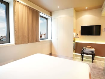 Classic Room, 1 Queen Bed