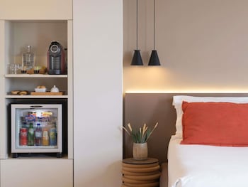 Classic Triple Room, 2 Twin Beds (and 1 sofa)