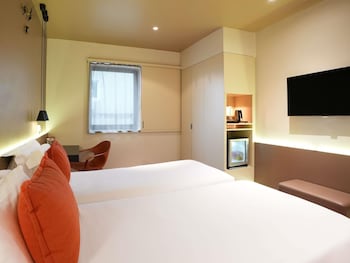 Classic Room, 1 Queen Bed