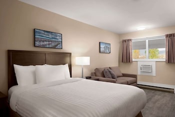 Standard Room, 1 Queen Bed with Sofa bed