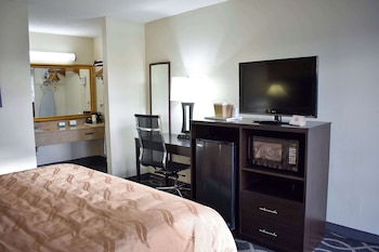 Standard Room, 1 King Bed, Non Smoking