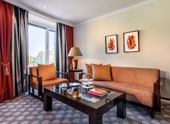Hommage Signature Suite, Lake view