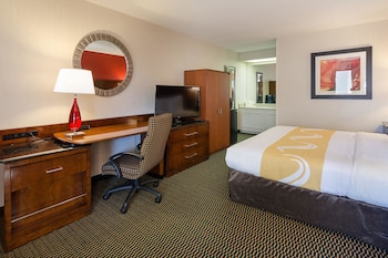 Standard Room, 1 Queen Bed, Non Smoking
