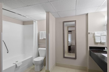 Room, 1 King Bed, Accessible, Non Smoking (Mobility)