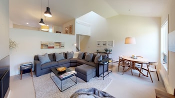 Condo, 3 Bedrooms (Platinum)